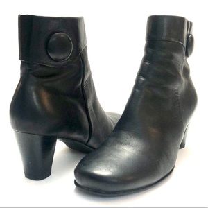 Ecco Black Side Zip Ankle Boots size EU38 US7.5 M